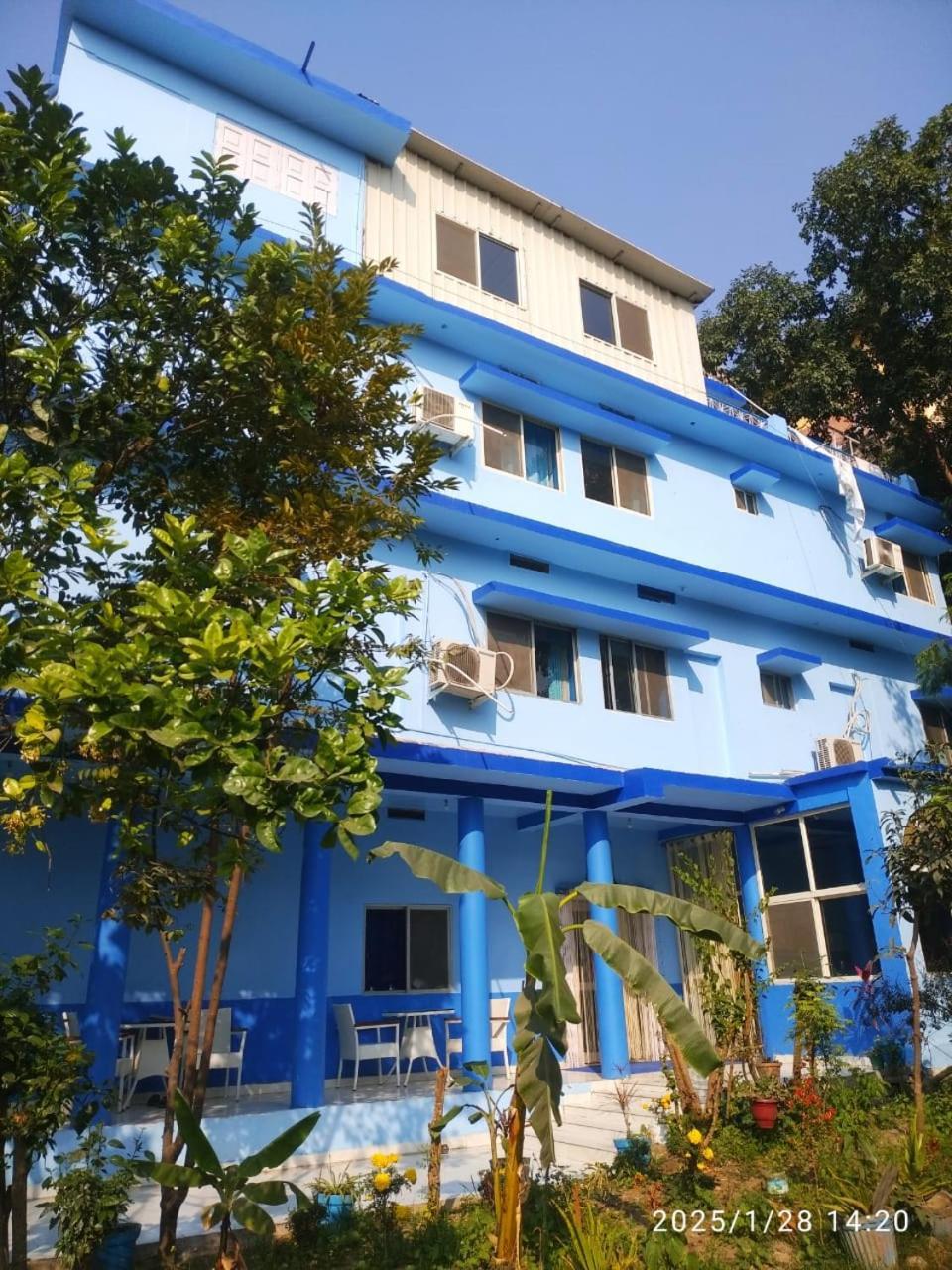 Tara Guest House بود جايا المظهر الخارجي الصورة