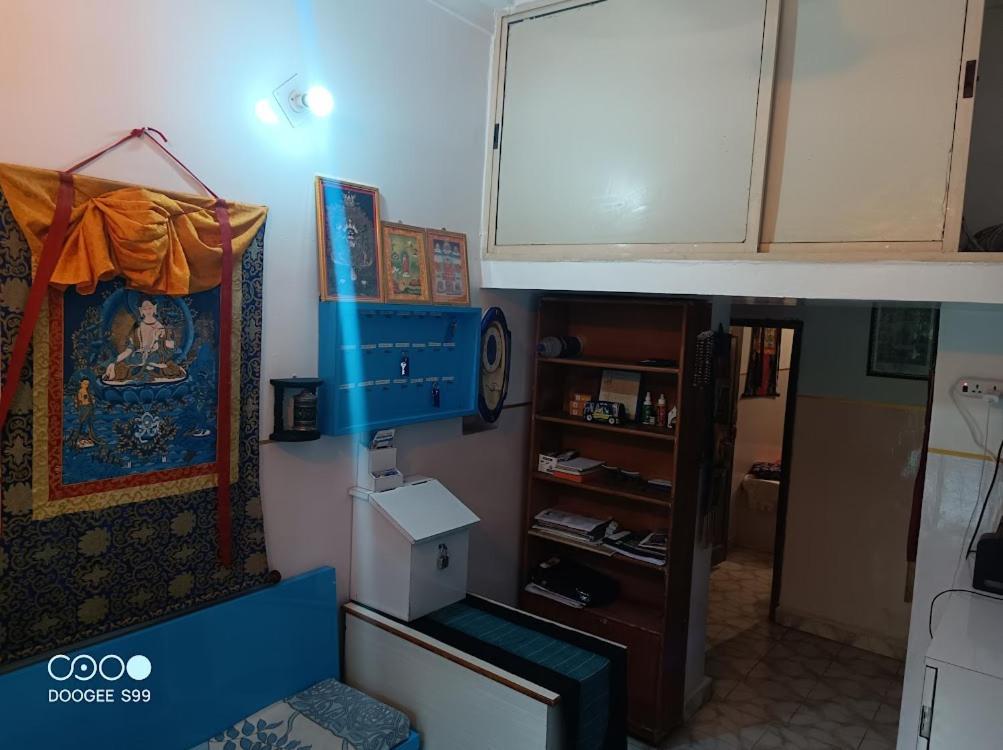 Tara Guest House بود جايا المظهر الخارجي الصورة