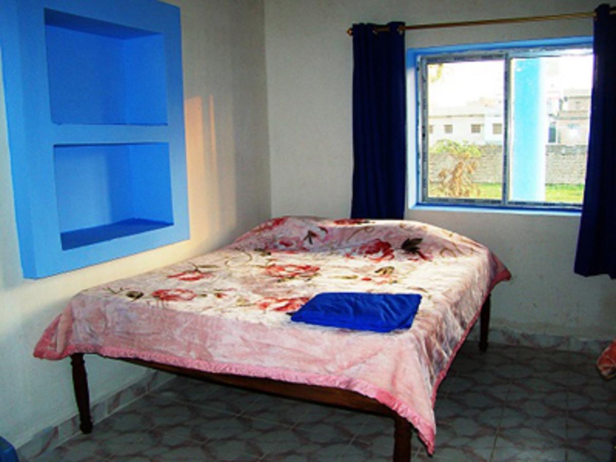 Tara Guest House بود جايا المظهر الخارجي الصورة