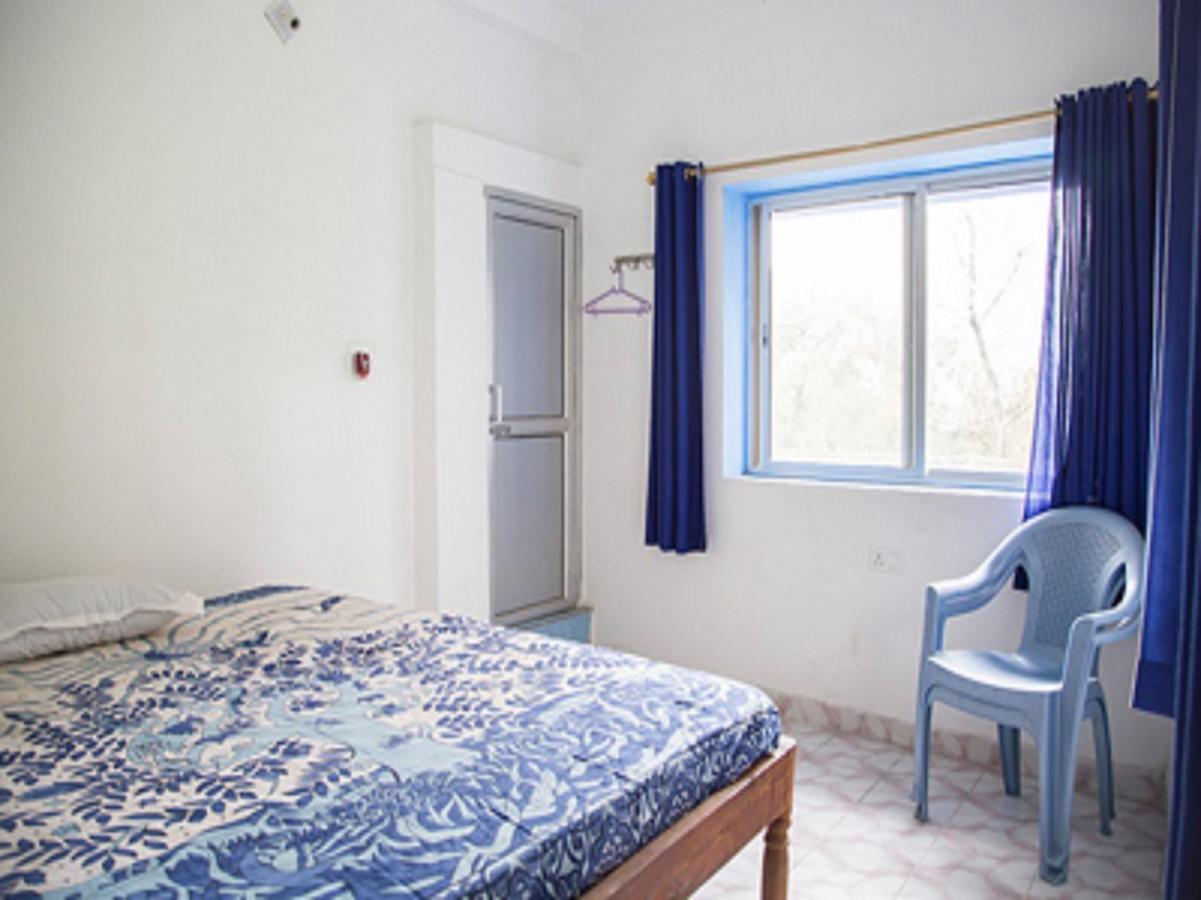Tara Guest House بود جايا الغرفة الصورة