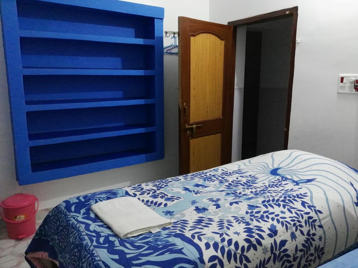 Tara Guest House بود جايا المظهر الخارجي الصورة