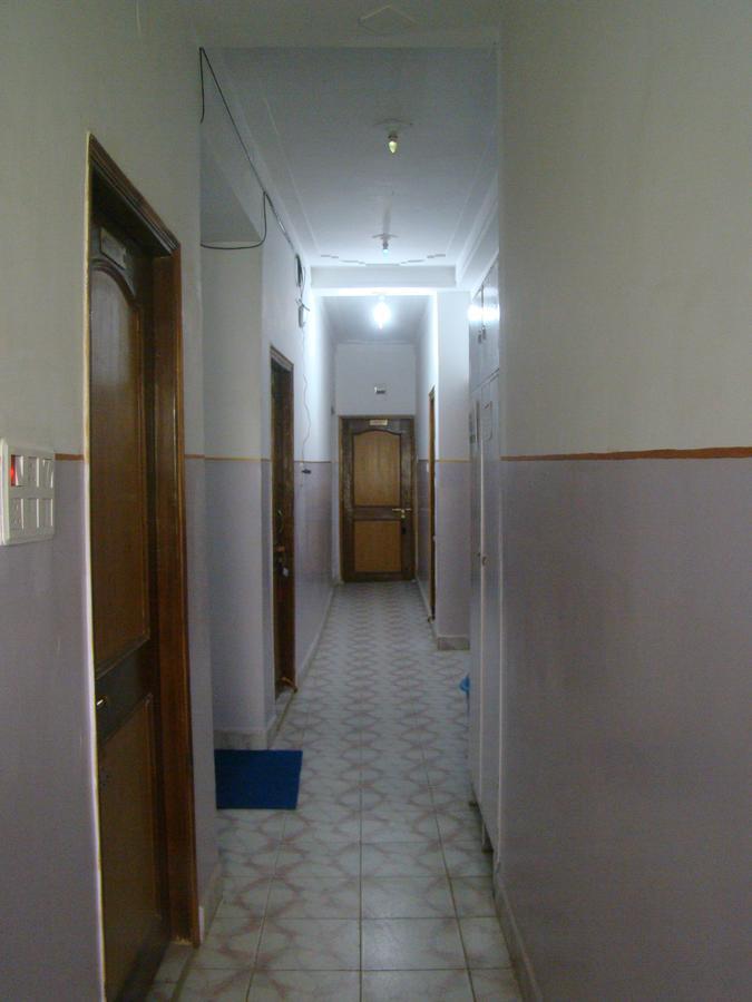 Tara Guest House بود جايا المظهر الخارجي الصورة